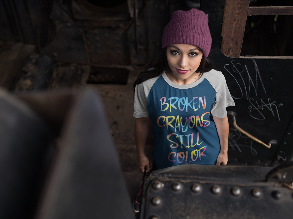 Women's Broken Crayon 3/4 Raglan Tee - Avion Cuatro